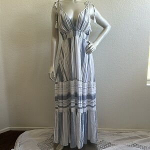 Aakaa striped Maxi dress